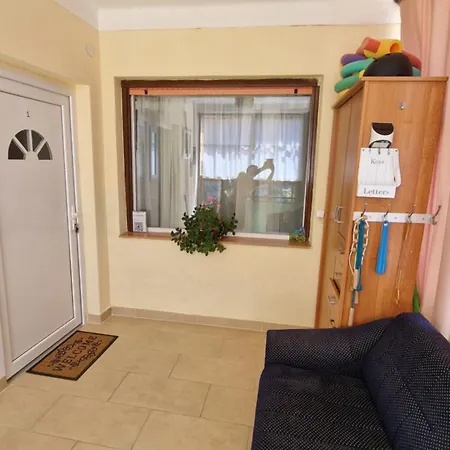 Apartman Inna *